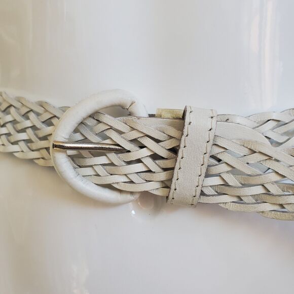 Vintage White Woven Belt - Picture 6 of 11